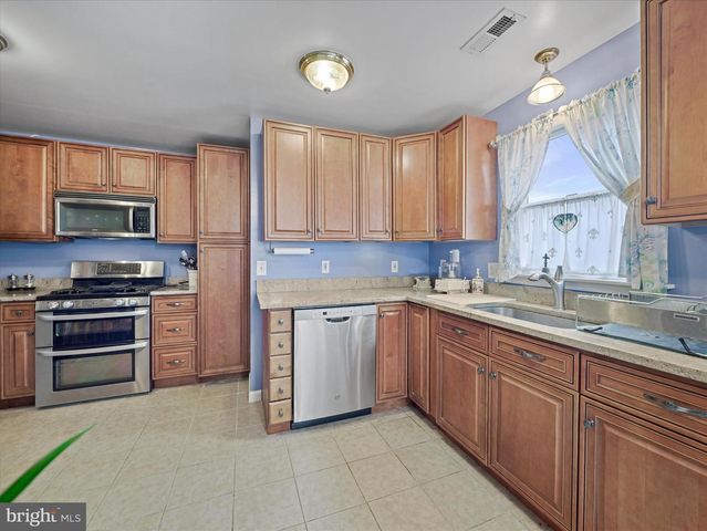 1108 VIRGINIA AVE, Hagerstown, MD 21740