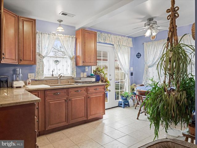 1108 VIRGINIA AVE, Hagerstown, MD 21740