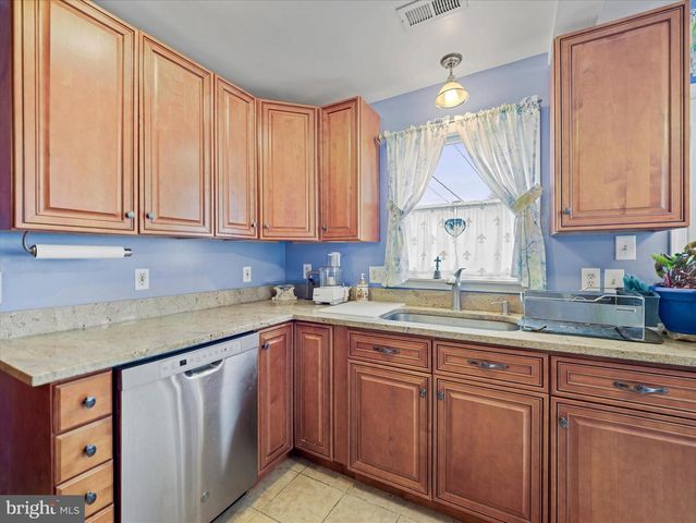 1108 VIRGINIA AVE, Hagerstown, MD 21740