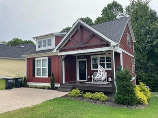 215 Evans Dr, Tullahoma, TN 37388