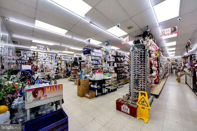 1205-09 N 52ND ST, Philadelphia, PA 19131