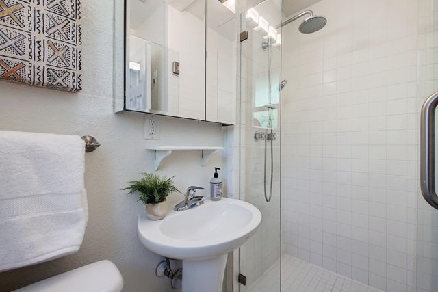 2015 Eaton LN, Austin, TX 78723