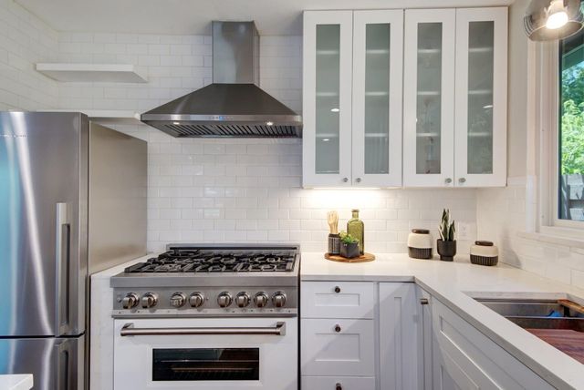 2015 Eaton LN, Austin, TX 78723