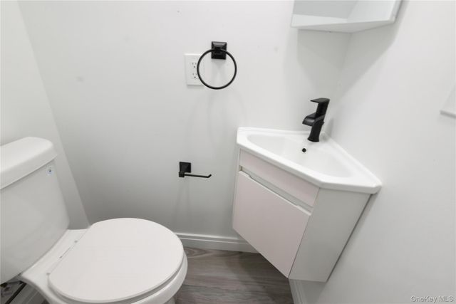 144-13 Lux Road, Jamaica, NY 11435