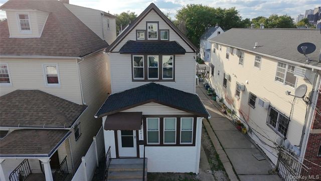 144-13 Lux Road, Jamaica, NY 11435