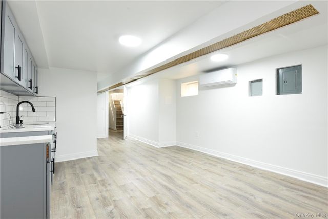 144-13 Lux Road, Jamaica, NY 11435