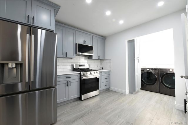 144-13 Lux Road, Jamaica, NY 11435