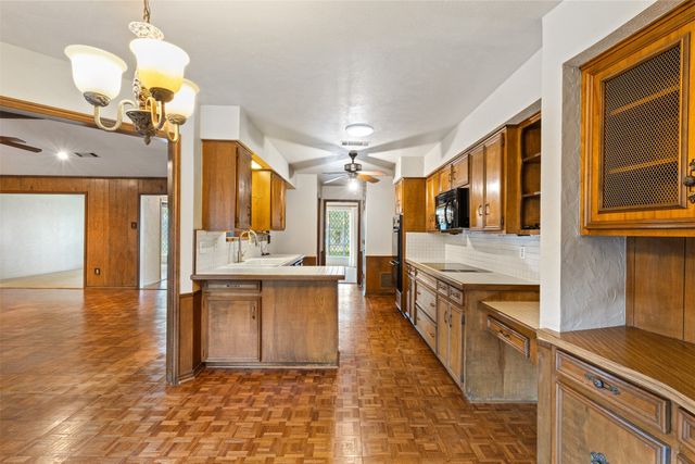 6907 Hillwood Lane, Dallas, TX 75248