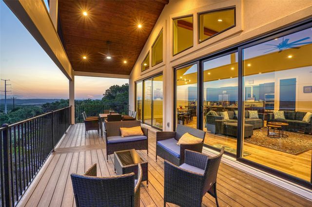 7002 Deepwood DR, Lago Vista, TX 78645