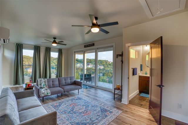 7002 Deepwood DR, Lago Vista, TX 78645