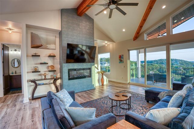 7002 Deepwood DR, Lago Vista, TX 78645