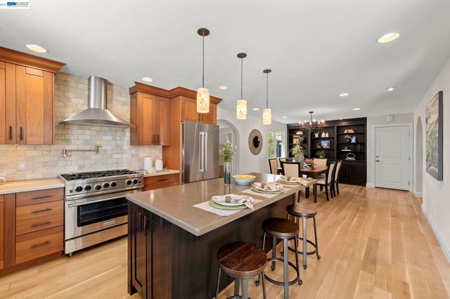 4146 Moselle Ct, Pleasanton, CA 94566