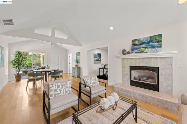 4146 Moselle Ct, Pleasanton, CA 94566