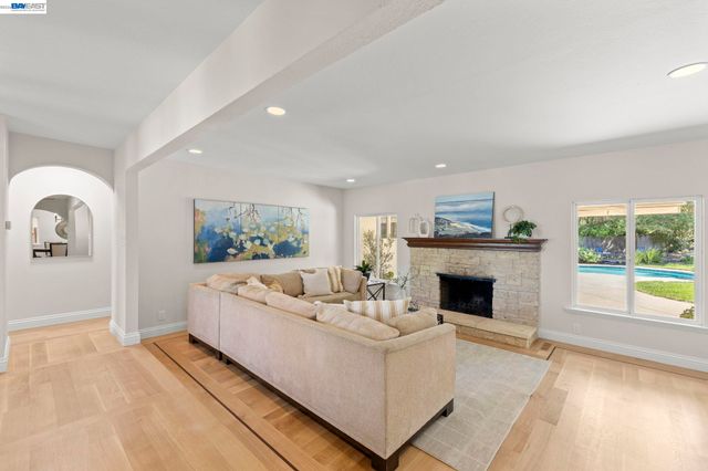 4146 Moselle Ct, Pleasanton, CA 94566