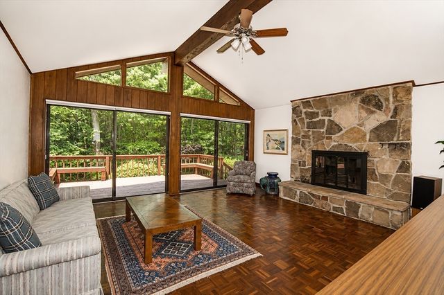26 Brooks Road, Longmeadow, MA 01106