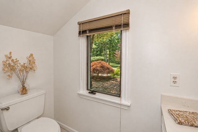 26 Brooks Road, Longmeadow, MA 01106