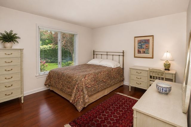 26 Brooks Road, Longmeadow, MA 01106