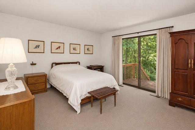 26 Brooks Road, Longmeadow, MA 01106