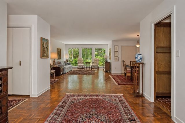 26 Brooks Road, Longmeadow, MA 01106