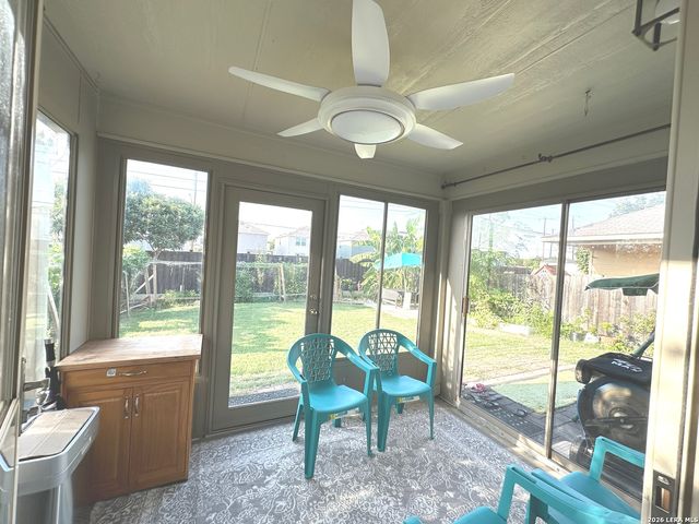 5931 Valparaiso Way, San Antonio, TX 78249