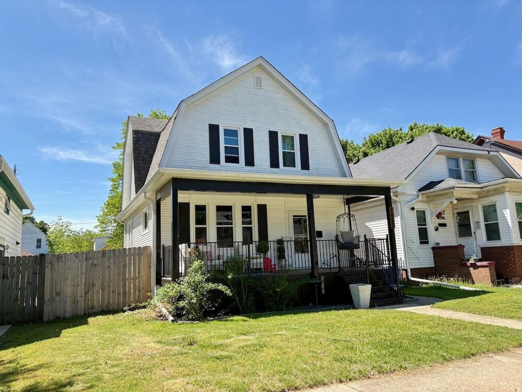 2423 Carmel AVENUE, Racine, WI 53405