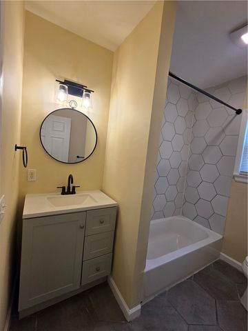 28 Carver Street, Pawtucket, RI 02860