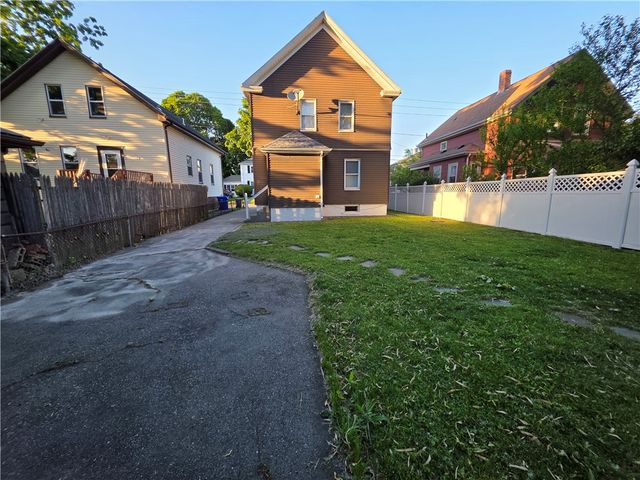 28 Carver Street, Pawtucket, RI 02860