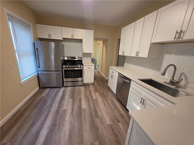 28 Carver Street, Pawtucket, RI 02860