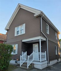 28 Carver Street, Pawtucket, RI 02860