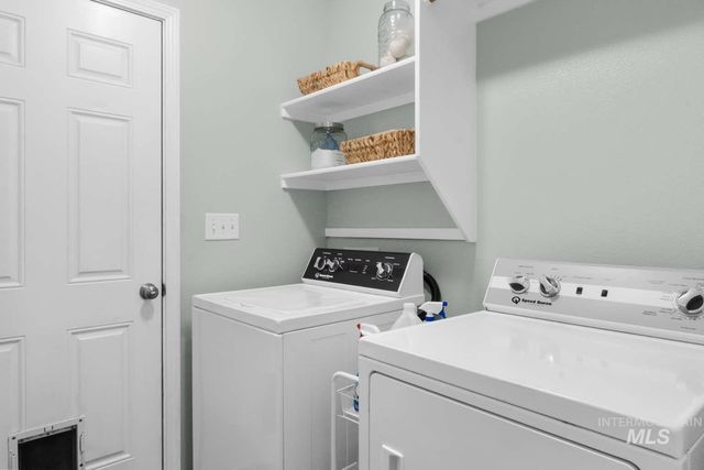 1547 Saddler St, Twin Falls, ID 83301