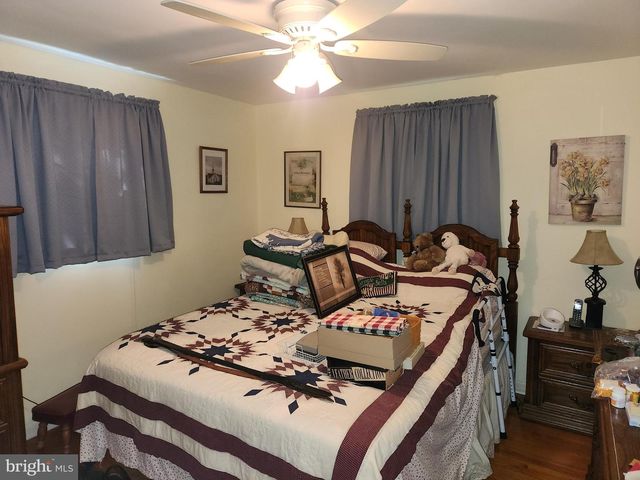 179 EASTBROOK RD, Smoketown, PA 17576