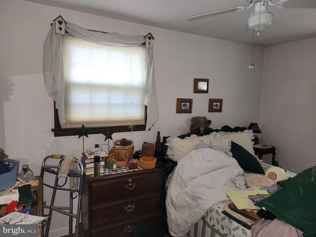 179 EASTBROOK RD, Smoketown, PA 17576