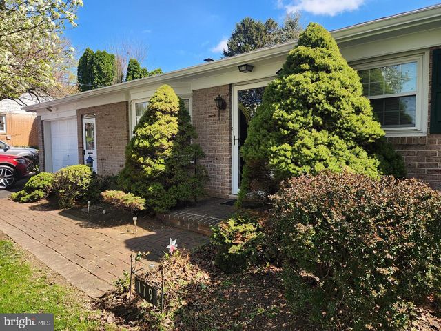 179 EASTBROOK RD, Smoketown, PA 17576