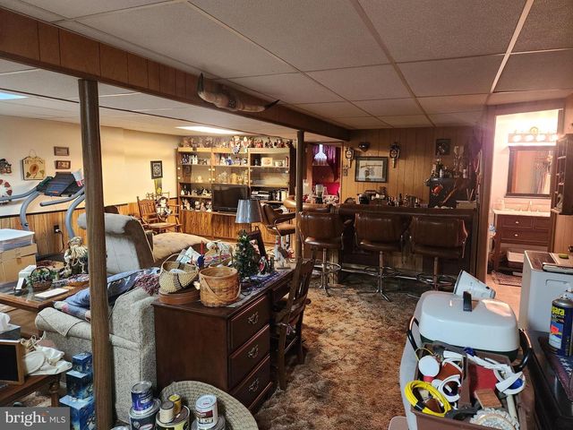179 EASTBROOK RD, Smoketown, PA 17576