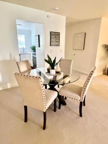 1001 E Evelyn Terrace 132, Sunnyvale, CA 94086