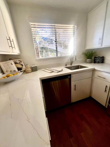 1001 E Evelyn Terrace 132, Sunnyvale, CA 94086