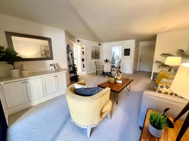 1001 E Evelyn Terrace 132, Sunnyvale, CA 94086