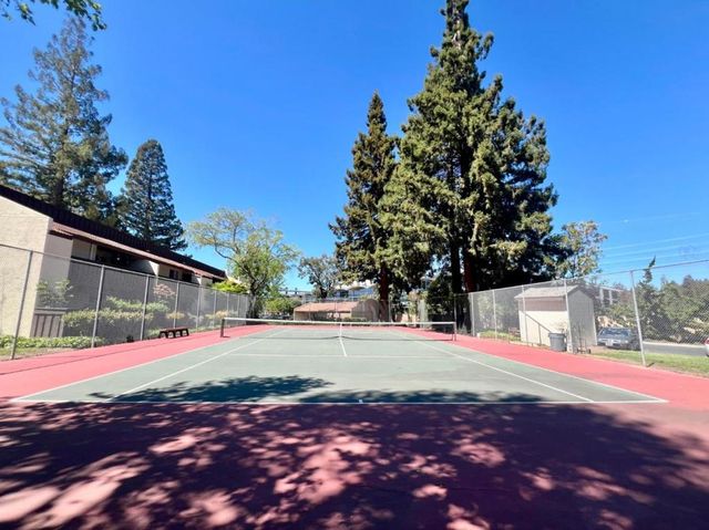 1001 E Evelyn Terrace 132, Sunnyvale, CA 94086