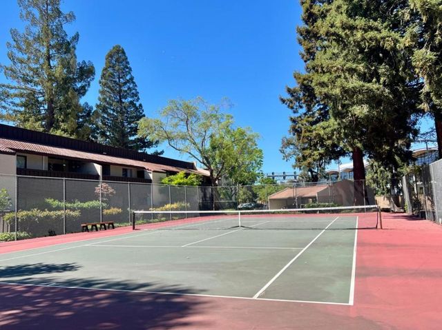 1001 E Evelyn Terrace 132, Sunnyvale, CA 94086