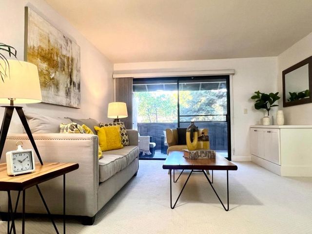 1001 E Evelyn Terrace 132, Sunnyvale, CA 94086