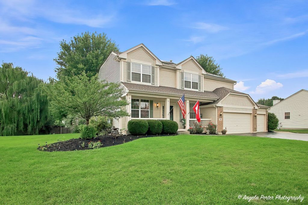 751 Needlegrass Parkway, Antioch, IL 60002