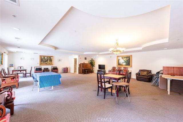 208 N Lincoln 308, Monterey Park, CA 91755