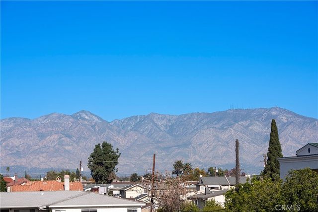 208 N Lincoln 308, Monterey Park, CA 91755