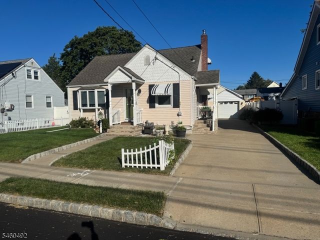 692 Hanson Ave, Perth Amboy City, NJ 08861