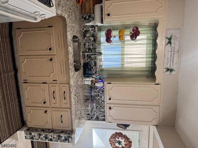 692 Hanson Ave, Perth Amboy City, NJ 08861