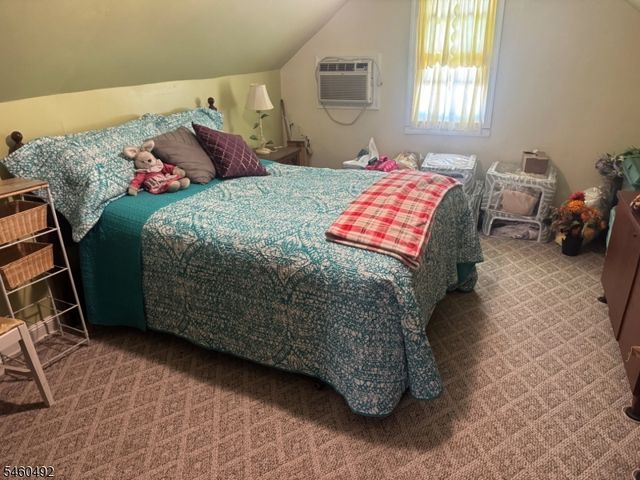 692 Hanson Ave, Perth Amboy City, NJ 08861