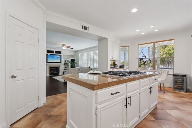 1041 Stanislaus Dr., Corona, CA 92881
