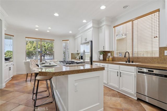 1041 Stanislaus Dr., Corona, CA 92881