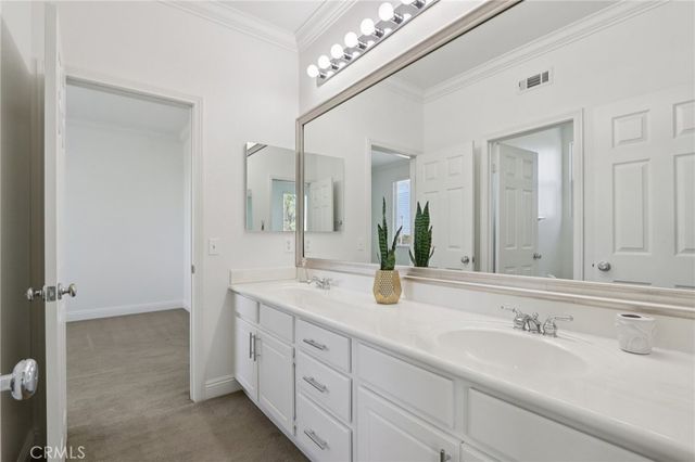 1041 Stanislaus Dr., Corona, CA 92881