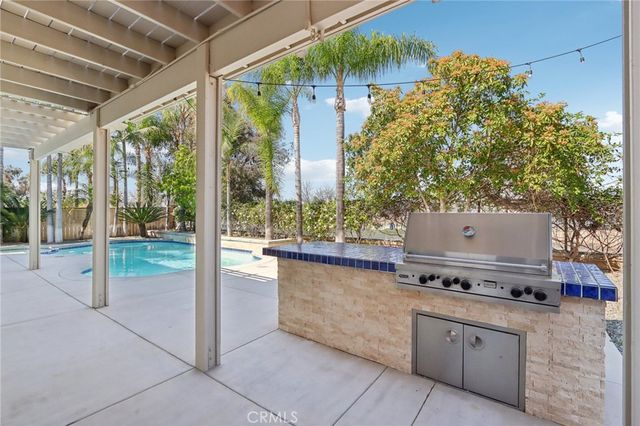 1041 Stanislaus Dr., Corona, CA 92881